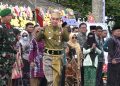Bupati Andi Rudi Latif Sapa Langsung Peserta Upacara Hari Jadi ke-22 Tanah Bumbu