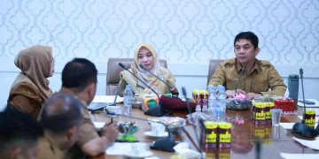 Bupati Bang Arul Pimpin Rapat Maraton Efesiensi Anggaran Hingga Dini Hari Selama Dua Hari