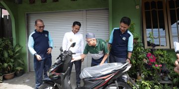 Wali Kota Banjarmasin Serahkan Hadiah Untuk Pelanggan Teladan PAM Bandarmasih