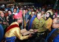 Pesona Budaya Mappanre Ri Tasi’e dan Expo Tanah Bumbu 2025 Resmi Dibuka