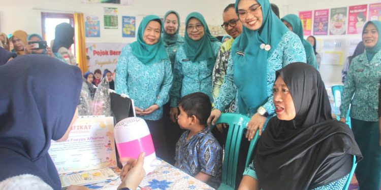 Ketua TP PKK Tanah Bumbu Andi Irmayani Rudi Latif : Lomba Posyandu 2025 Jadi Momentum Tingkatkan Pelayanan Kesehatan