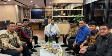 DPRD Tanah Bumbu Desak Pusat Segera Perbaiki Jalan Satui KM 171