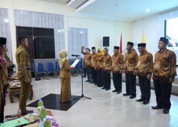 Pengukuhan Pengurus PWRI Tanah Bumbu 2025-2030, Bupati Andi Rudi Latif Tekankan Peran Strategis Pensiunan ASN