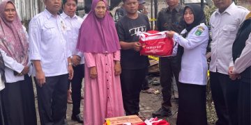 Pemkab Tanah Bumbu Salurkan Bantuan untuk Korban Kebakaran di Simpang Empat
