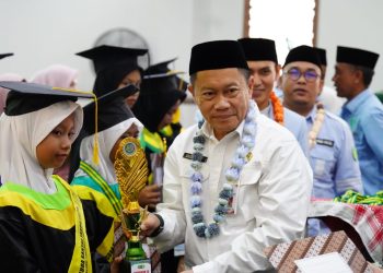 Wisuda Akbar ke-14 LPPTKA-BKPRMI Tanah Bumbu, Wujud Komitmen Mencetak Generasi Qurani