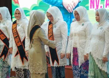 Andi Irmayani Rudi Latif Resmi Dikukuhkan Sebagai Bunda PAUD Tanah Bumbu Periode 2025–2030