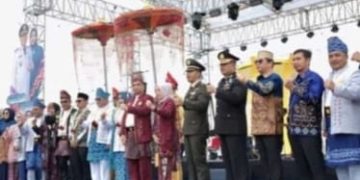 Bupati Tanbu Andi Rudi Latif Hadiri Harjad ke-75 Kotabaru