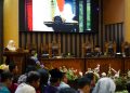 Bupati Tanbu Sampaikan Jawaban Terhadap Pemandangan Umum Fraksi DPRD Terkait Raperda Lingkungan Hidup dan Bangunan Gedung