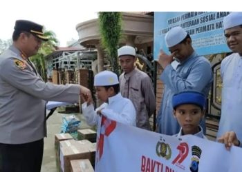 Polres Tanah Bumbu Gelar Khitanan Massal, Sambut Hari Bayangkara ke-79