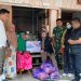 Kolaborasi Pemkab Tanah Bumbu dan Kodim 1022/Tnb Salurkan Bansos Permakanan untuk Disabilitas dan Lansia