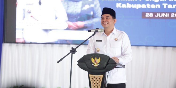 Bupati Andi Rudi Latif Kukuhkan Ketua Dekranasda Tanah Bumbu Masa Bakti 2025-2030
