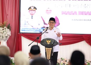 Bupati Andi Rudi Latif Lantik Pengurus GOW Tanah Bumbu 2025–2030