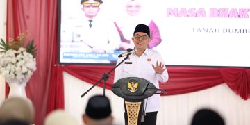 Bupati Andi Rudi Latif Lantik Pengurus GOW Tanah Bumbu 2025–2030