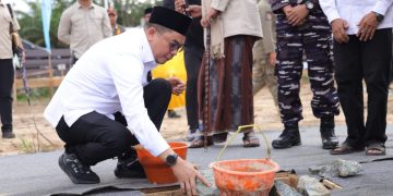 Bupati Tanbu Letakkan Batu Pertama dan Teken MoU Ponpes Salafiyah Al-Istiqamah: Langkah Strategis Tingkatkan Pendidikan Keagamaan