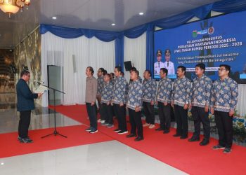 PWI Tanah Bumbu 2025–2028 Dilantik, Bupati Andi Rudi Latif Dukung Profesionalisme Wartawan sebagai Mitra Strategis Daerah