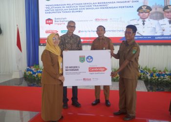 Tanah Bumbu Luncurkan Program Sekolah Berbahasa Inggris Kerjasama Briton English Education