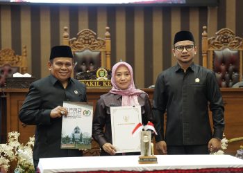 Pemkab Tanbu dan DPRD Tandatangani KUA-PPAS Perubahan 2025