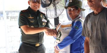 Sinergi TNI dan Bulog Wujudkan Ketahanan Pangan – Danrem 101/Antasari Hadiri Penyerahan Bantuan dan Gerakan Pangan Murah di Banjarmasin
