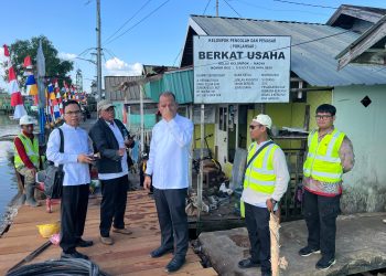 Titian Kampung Hijau, PAM Bandarmasih Sigap Perbaiki dan Ganti Jaringan, Serta Sediakan Tandon Secara Gratis