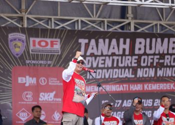 Bupati Andi Rudi Latif Buka Tanah Bumbu Adventure Offroad Non Winch Individual Tahun 2025