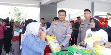 Polres Tanah Bumbu Salurkan 7,5 Ton Beras SPHP untuk Masyarakat