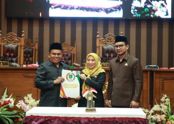 Tiga Raperda Disahkan Jadi Perda, Bupati Tanah Bumbu Apresiasi DPRD