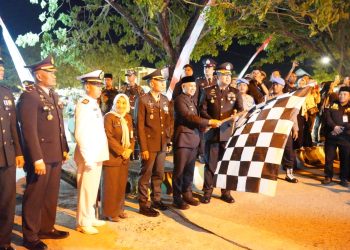 Upacara Taptu dan Pawai Obor Peringatan HUT RI ke-80 di Tanah Bumbu