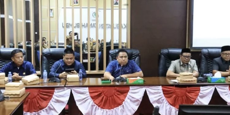Banmus DPRD Tanah Bumbu Gelar Rapat Penyusunan Jadwal Kegiatan Oktober 2025