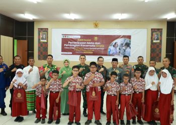 Tanah Bumbu Gelar Baksos Pemeriksaan Mata dan Pembagian Kacamata Gratis dalam Rangka HUT ke-80 TNI