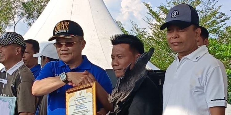 Desa Sarimulya Raih Juara Adipura Lokal Tanah Bumbu
