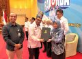 Tanah Bumbu Raih Penghargaan Kematangan UKPBJ Level 3