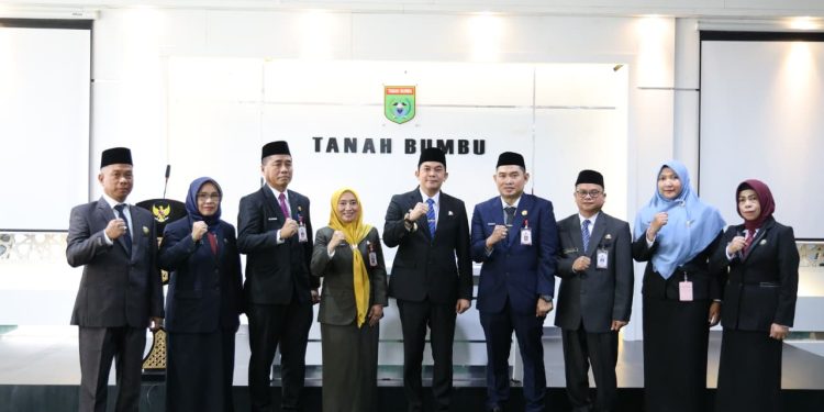 Bupati Andi Rudi Latif Kembali Lantik Pejabat Baru, Perkuat Tata Kelola Pemerintahan Tanah Bumbu