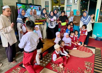 Hymne Ini Berkumandang Sepanjang Pagi, Murid TK Budi Mulia Banjarmasin Beri Kado ‘Langka’ tuk Guru Mereka