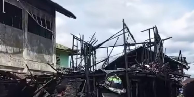 Dua Musibah di Banjarmaain, Viral Warga Senggol Tanggungjawab  PLN