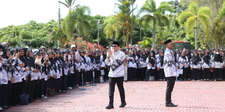 Tanah Bumbu Peringati HUT ke-80 PGRI dan HGN Tahun 2025