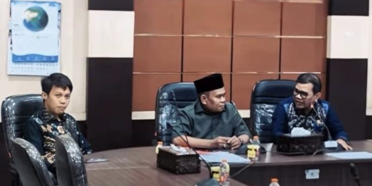 Banggar DPRD Tanah Bumbu Dalami Pengawasan APBD-P lewat Studi Banding ke DPRD Banjar