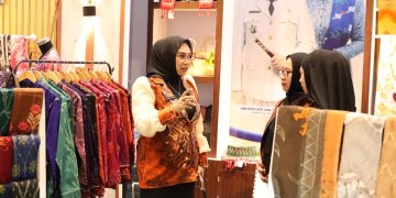 Ketua Dekranasda Tanah Bumbu Dorong Perempuan Jadi Motor Ekonomi Kreatif di Inacraft 2026