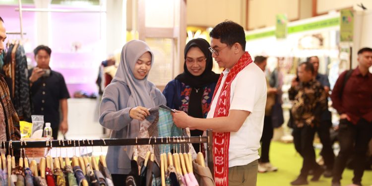 Inacraft 2026, Bupati Tanah Bumbu Andi Rudi Latif Dorong UMKM Naik Kelas