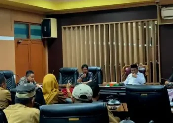 DPRD Tanah Bumbu Bahas Keluhan Bau Sampah di Eks Pasar Batuah