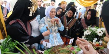 Lomba Kuliner Etnis Meriahkan Pesona Budaya Mappanre Ri Tasi’e 2026 di Pantai Pagatan Tanah Bumbu