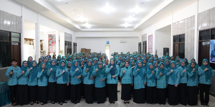 PKK Tanah Bumbu Gelar Pelatihan Kader : Administrasi Tertib Jadi Kunci Program Tepat Sasaran dan Berdampak Nyata bagi Masyarakat