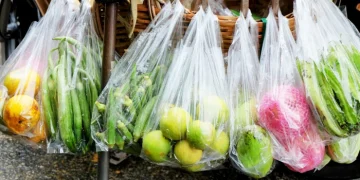 Di Banjarmasin, Harga Kantongan  Kresek dan Daun Pisang Bikin Pedagang Bengek
