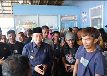Bupati Andi Rudi Latif Siapkan Dapur Umum BerAKSI untuk Berbuka dan Sahur bagi 269 Penumpang Tertunda