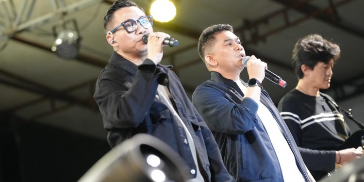 Dalam Rangka Hari Jadi ke-23 Tanah Bumbu Aksi Ady Eks Naff Semarakkan Mappanre Ri Tasi’e di Tanah Bumbu Kalsel, UMKM Lokal Raup Berkah