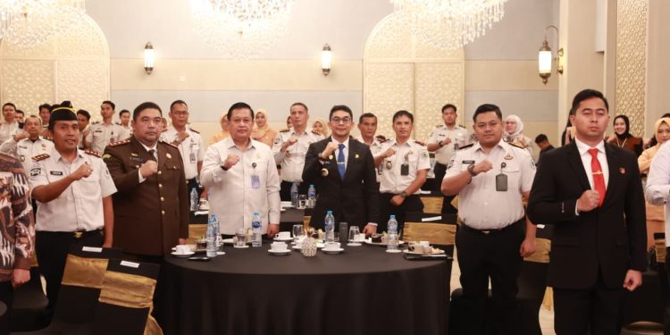 Bupati Andi Rudi Latif Apresiasi Dedikasi Kepala Lapas Batulicin dalam Pisah Sambut Pemimpin Baru