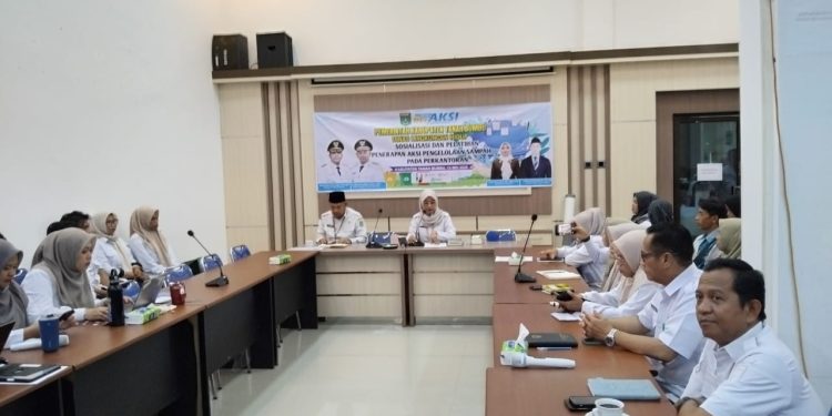 DLH Tanbu Gelar sosialisasi sekaligus pelatihan penerapan aksi pengelolaan sampah perkantoran