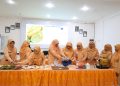 DWP Tanah Bumbu Dorong Ekonomi Keluarga Lewat Pelatihan Rolade Ikan