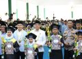 Bupati Andi Rudi Latif Wisuda 1.200 Santri TKA-TPA, Tekankan Pentingnya Generasi Qurani