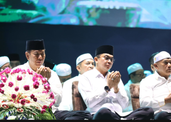 Ribuan Jamaah Hadiri Tabligh Akbar dan Haul ke-6 H. Andi Arsyad Petta Tahang di Tanah Bumbu