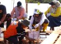 Menjaga Ekosistem: Tanah Bumbu Tanam Mangrove untuk Generasi Mendatang